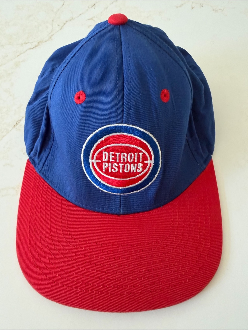 Detroit Pistons vintage snapback hat by Adidas